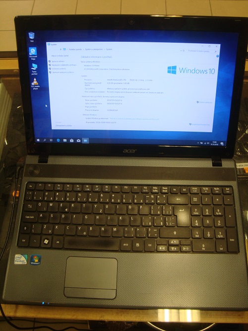 ACER ASPIRE 5733Z