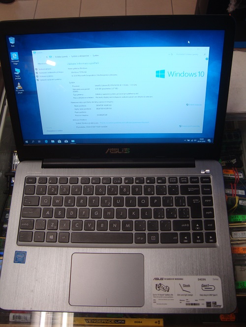 ASUS E403E