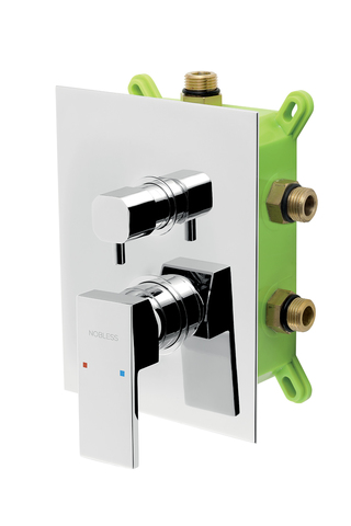 Podomítková baterie s boxem 3 vývody, EDGE - BOX36051RX,0