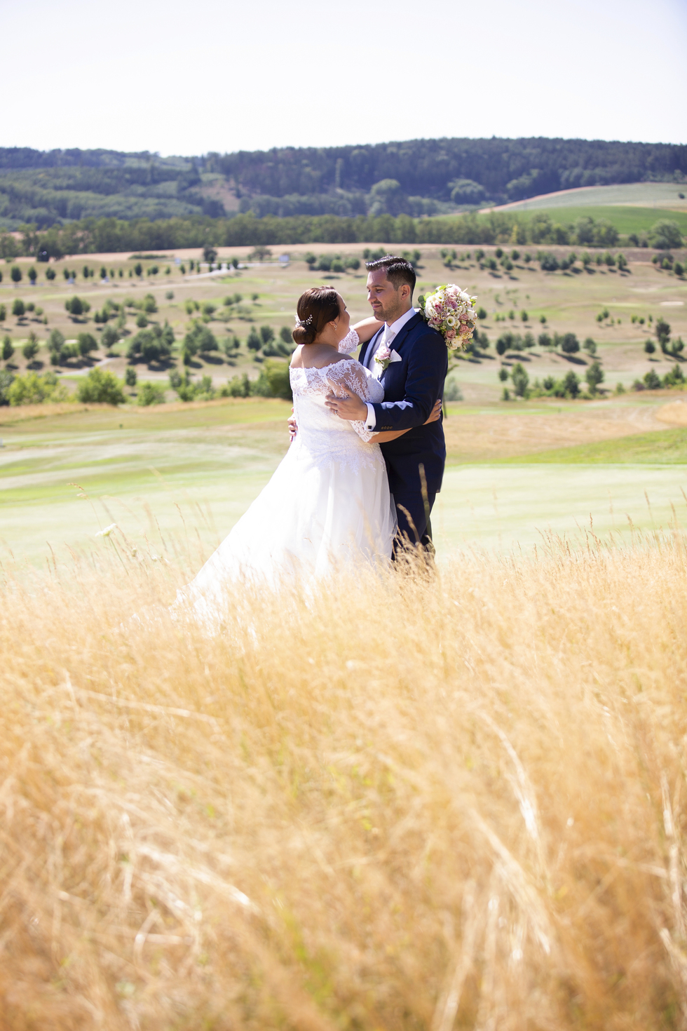 svatební foto Brno,focení svateb,foto svatby,portréty novomanželů, svatební fotograf golf resort,foto svateb 2019
